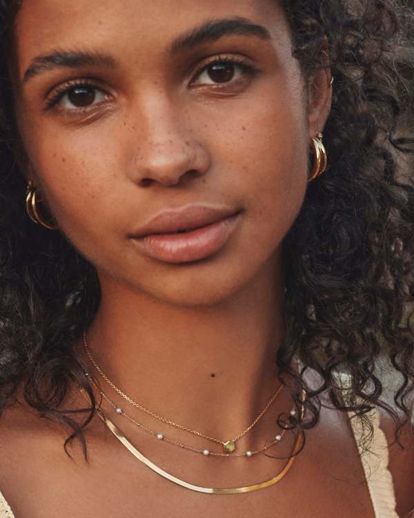 Herringbone Chain Necklace in 18k Gold Vermeil - alternate view