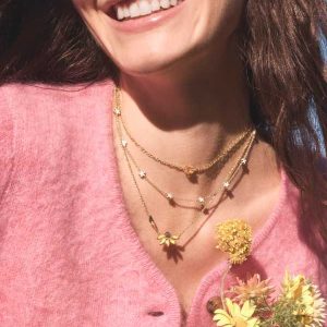Anya Flower Gold Short Pendant Necklace - alternate view